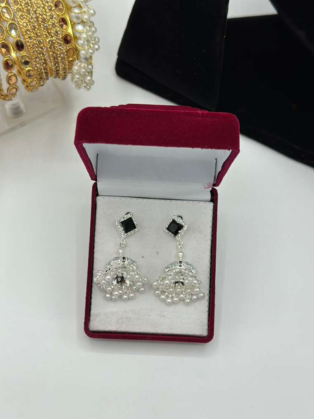 Black Diamond-Cut & Pearl Traditional Jhumkas