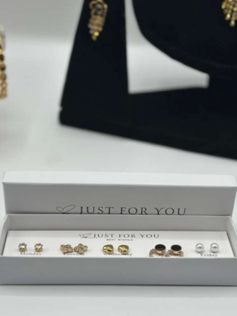 5-Pair Minimal Stud Earings Gift Set