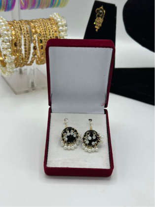 Black & White Silk-Textured Earrings