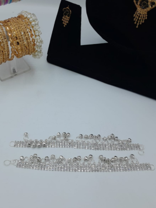 Silver-Toned Ghungroo Anklets